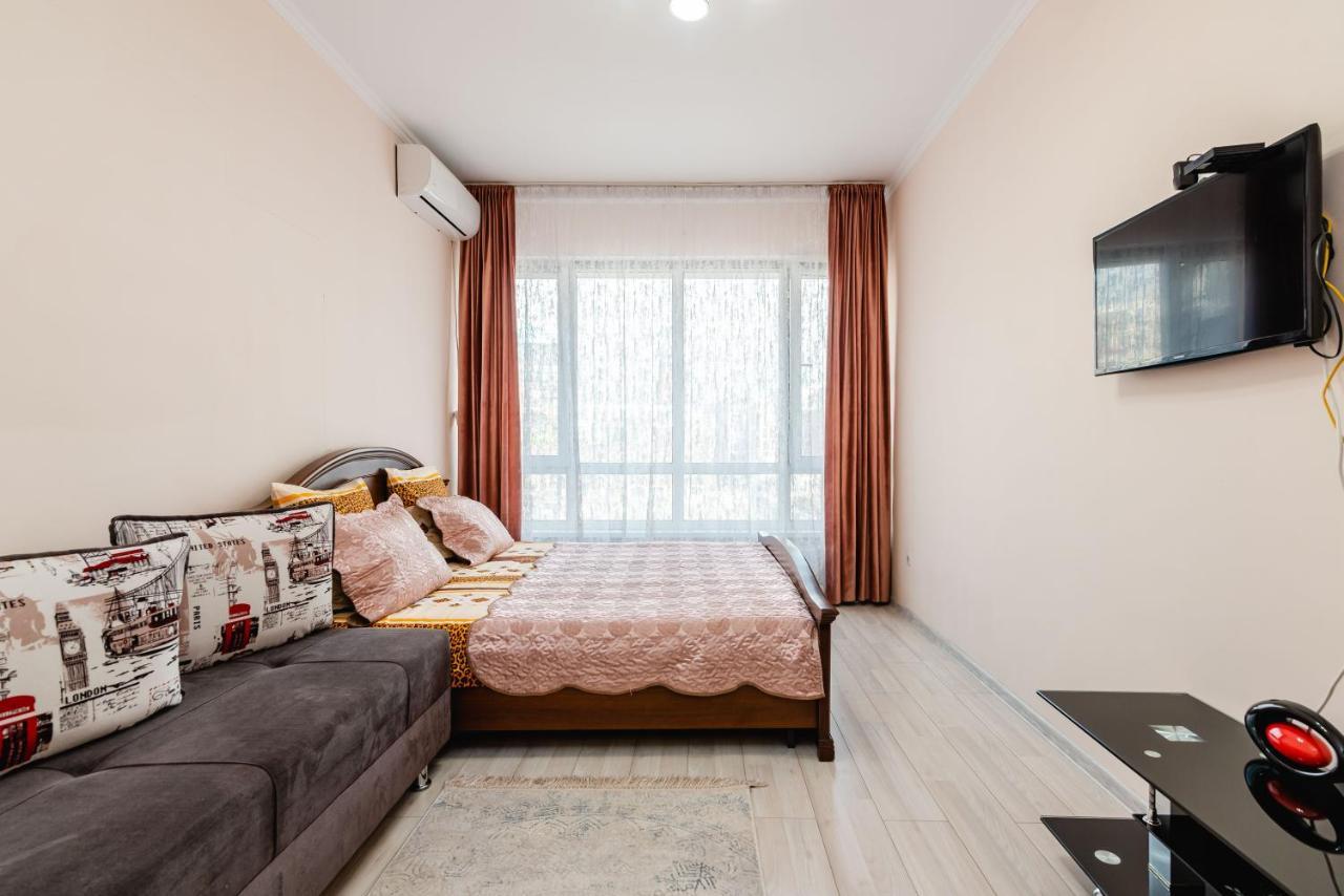 Element, 157 Apartamento Almaty Exterior foto